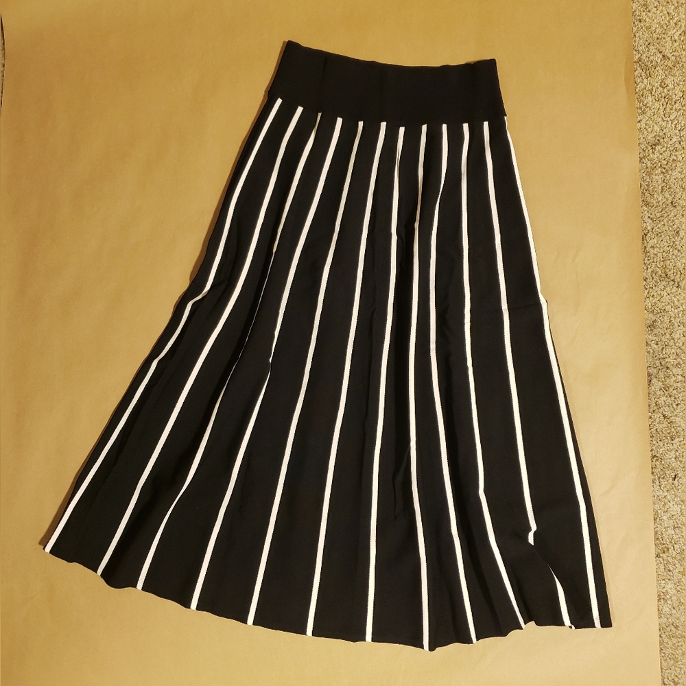J. Crew Black and White A-Line Skirt